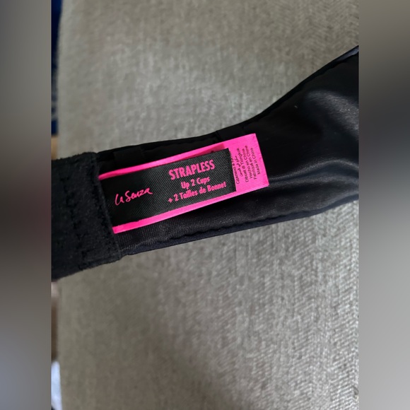 Like new strapless bra - Picture 3 of 3